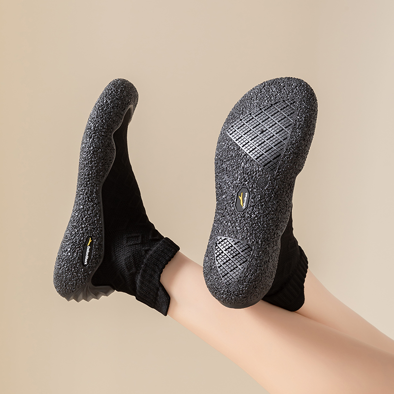 GallonShark Lightweight Barefo - Pilates And Yoga Studio recension och pris